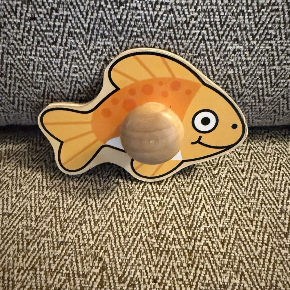 Melissa And Doug Jumbo Knob Peg Puzzle REPLACEMENT Fish Replacement Piece